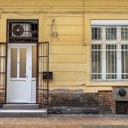 Enigma Estate بودابست